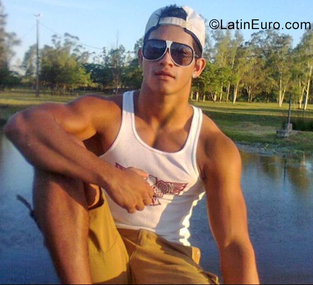 Date this lovely Paraguay man David from Asuncion PY14