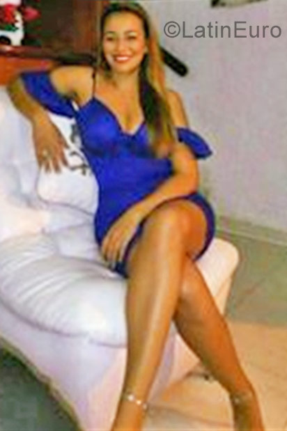 Date this athletic Colombia girl Leidy from Bucaramanga CO22593