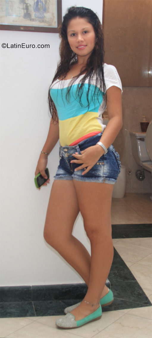 Date this fun Colombia girl Sandra from  CO22602