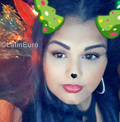 Date this voluptuous Dominican Republic girl Julissa from Puerto Plata DO30574