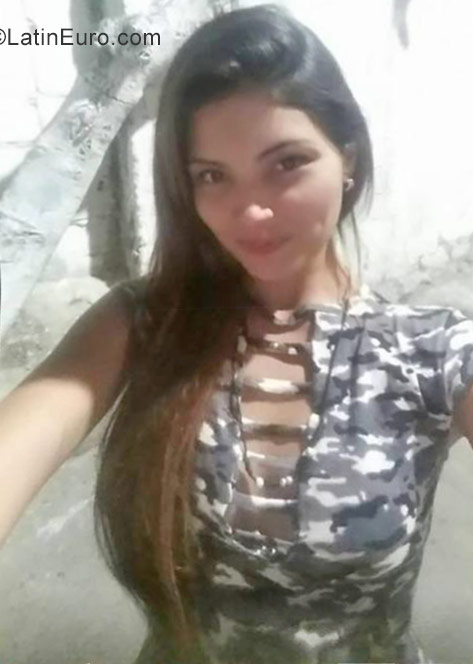Date this gorgeous Venezuela girl Ana from Maracay VE1117