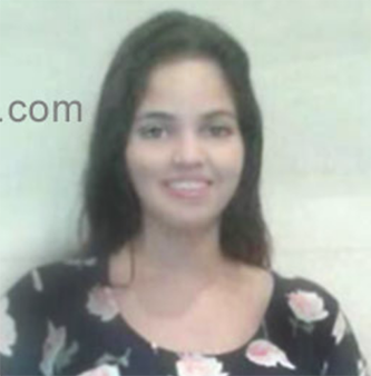 Date this foxy Venezuela girl Paola from Caracas VE1166