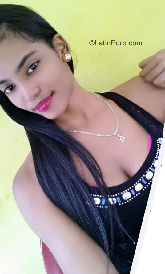 Date this funny Dominican Republic girl Miosoty from Santo Domingo DO30994