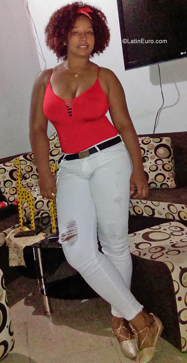 Date this tall Colombia girl Anyi from Medellin CO22992