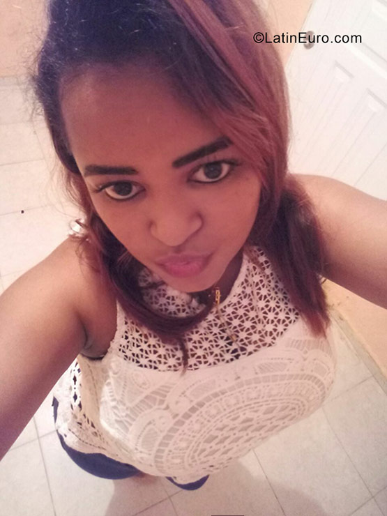 Date this cute Dominican Republic girl Kateryne from Santo Domingo DO31091