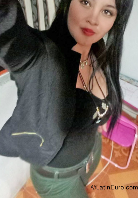 Date this cute Colombia girl Angie from Manizales CO23166
