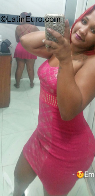 Date this pretty Dominican Republic girl Emely from Santo Domingo DO31385