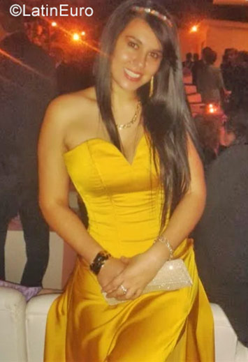 Date this charming Colombia girl Laura from Villavicencio CO23302