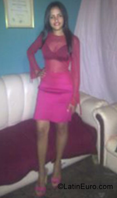 Date this foxy Venezuela girl Rosa from Cabimas VE1356