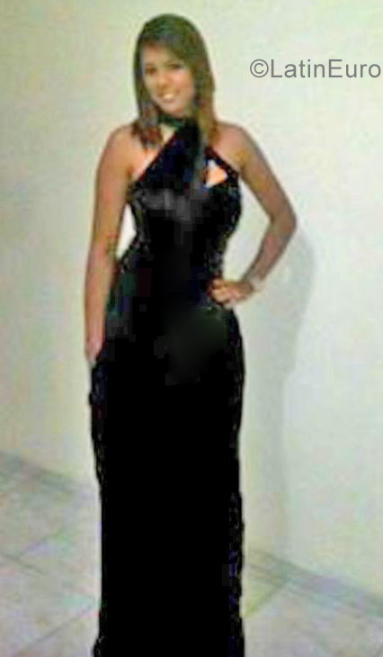 Date this delightful Dominican Republic girl Stephanie from Santo Domingo DO31768