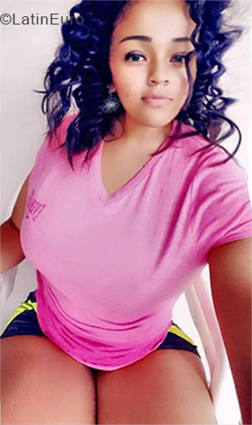 Date this passionate Honduras girl Yissel from San Pedro Sula HN2545