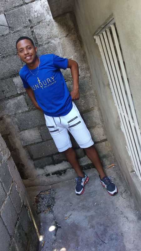 Date this gorgeous Dominican Republic man Carlos from Santo Domingo DO38306