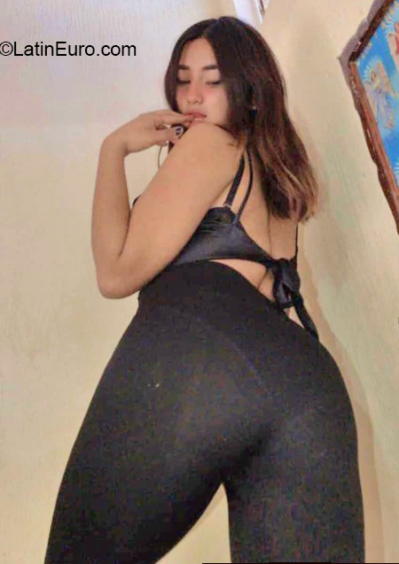 Date this sensual Mexico girl Sara from Cadereyta Jimenez MX2513