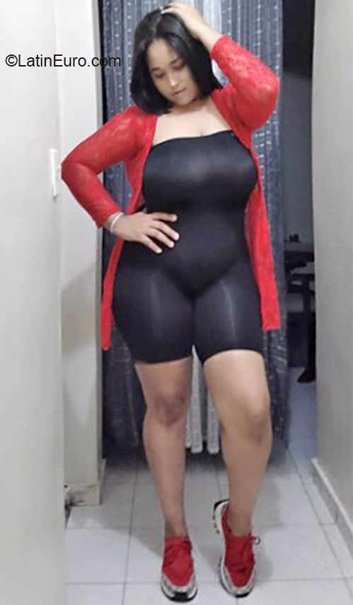 Date this tall Dominican Republic girl Anabel from Santiago De Los Caballeros DO41144
