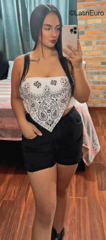 Date this lovely Ecuador girl LORENA AAA from Cuenca EC945