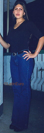 Date this gorgeous Honduras girl Waldina from Comayagua N3879