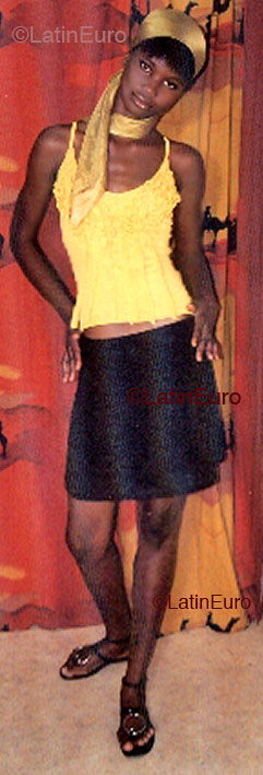 Date this sultry Any Country girl Evelyne from  A9564