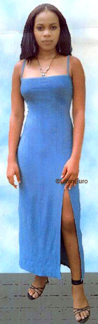 Date this athletic Cameroon girl Rosine from Douala A9829