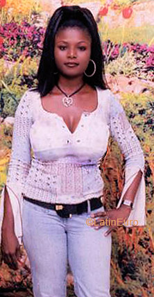 Date this voluptuous Any Country girl Ororine from  A9835