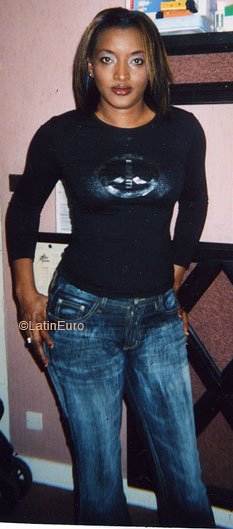 Date this lovely Any Country girl Idrissa from  A9868