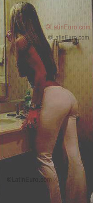 Date this georgeous Brazil girl Natany from Goiania B-74