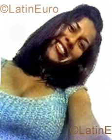 Date this funny Brazil girl Ana from Itapira B1018