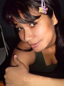 Date this gorgeous Brazil girl Mayara from Manaus B1175