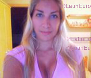 Date this foxy Brazil girl Claudia from Palhoca B1225