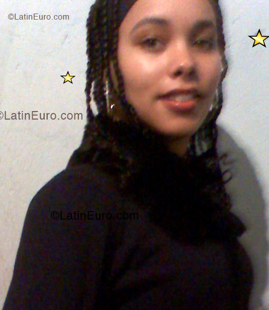 Date this cute Brazil girl Aline from Sao Paulo B1343