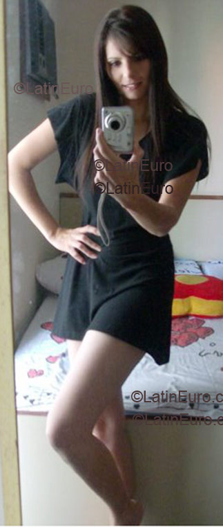 Date this pretty Brazil girl Natalia- from Sao Paulo B1424