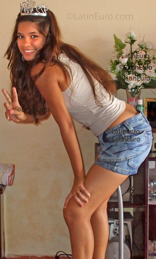 Date this charming Brazil girl Nathalie from  B1823