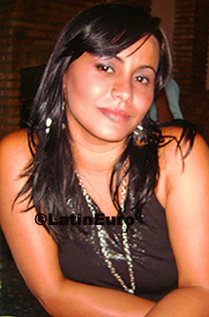 Date this pretty Brazil girl Janine from Salvador BR3716