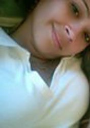 Date this beautiful Brazil girl Geyse from  B2219