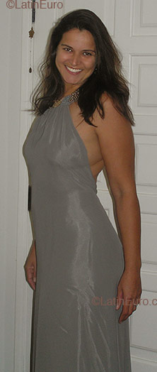 Date this voluptuous Brazil girl Elke from SAO PAULO B2363