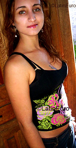 Date this lovely Brazil girl Daiane from Itajai B2516