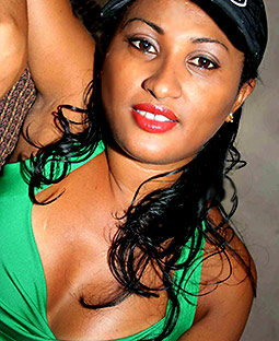 Date this georgeous Brazil girl Arenilde from SAO LUIS B2958