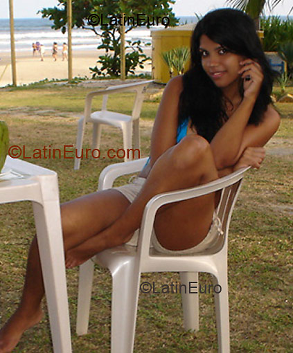 Date this tall Brazil girl Michelle from PRAIA GRANDE B3039