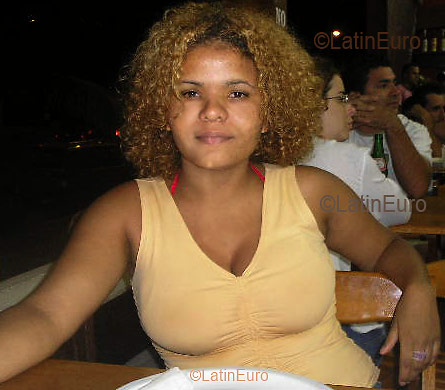 Date this sensual Brazil girl Cristiana from SAO PAULO B3152