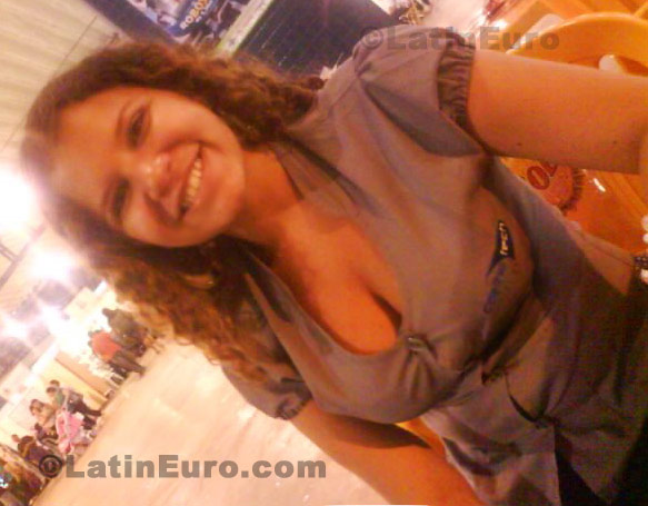 Date this passionate Brazil girl Tatiane from Sao Luis B339