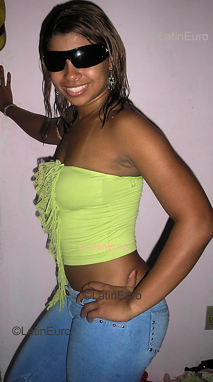 Date this exotic Brazil girl Michelle from MANAUS B3552