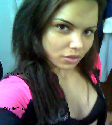 Date this tall Brazil girl Joelma from BELEM B3712