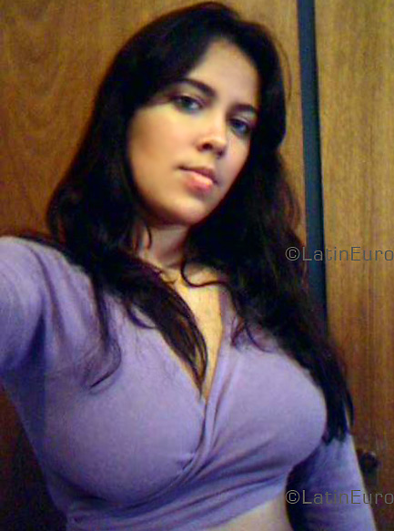 Date this gorgeous Brazil girl Rubi from PETROLINA B3792