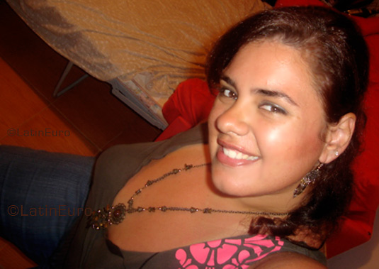 Date this georgeous Brazil girl Aline from RIO DE JANEIRO B3794