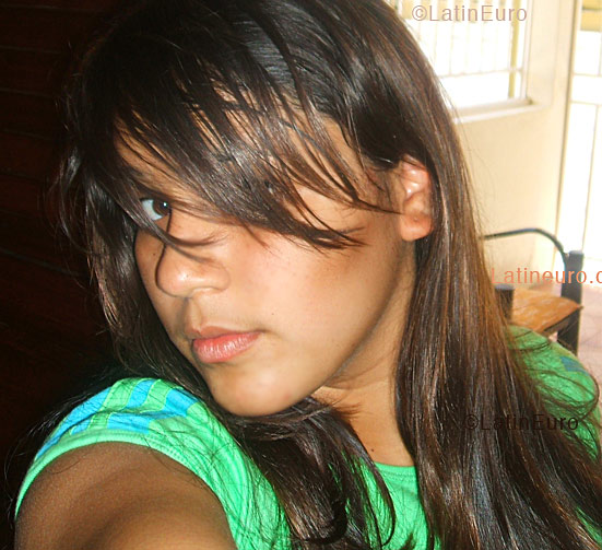 Date this tall Brazil girl Julyanne from RECIFE B3941