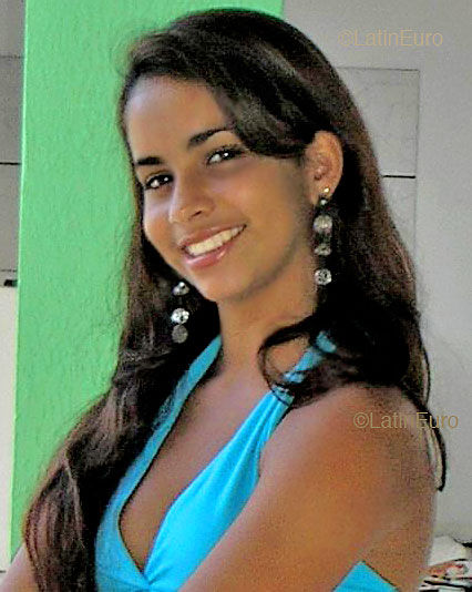 Date this gorgeous Brazil girl Camile from JEQUIE B4094