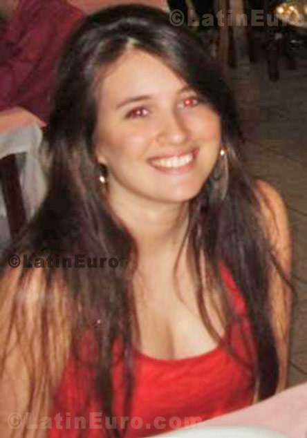 Date this stunning Brazil girl Heloisa from Goiania B429
