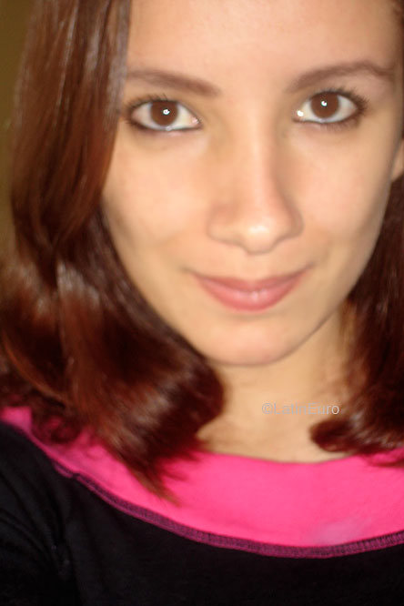 Date this stunning Brazil girl Tatiane from CURITIBA B4799