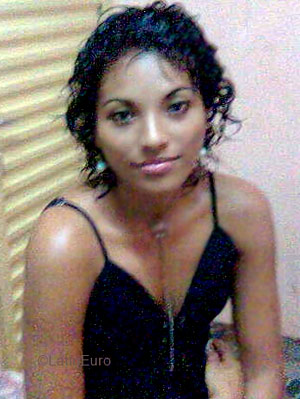 Date this foxy Brazil girl Suzi- from MACAPA B4873