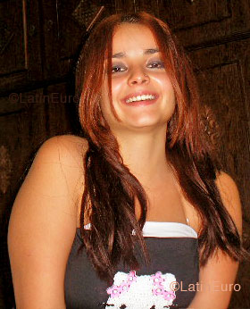 Date this happy Brazil girl Nayara from FORMIGA B4963