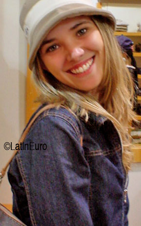 Date this nice looking Brazil girl Juliana from SOROCABA B5024